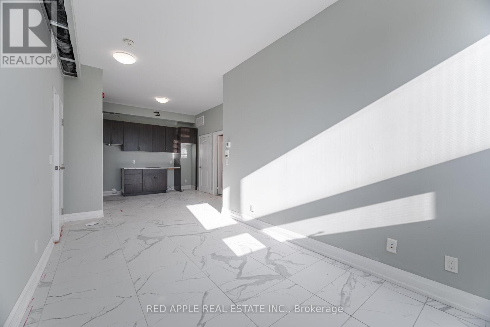 Photo 28 of 416 Oakwood Avenue, Toronto ON