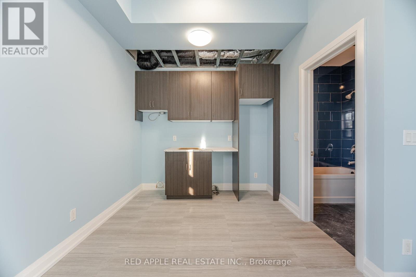Photo 38 of 416 Oakwood Avenue, Toronto ON