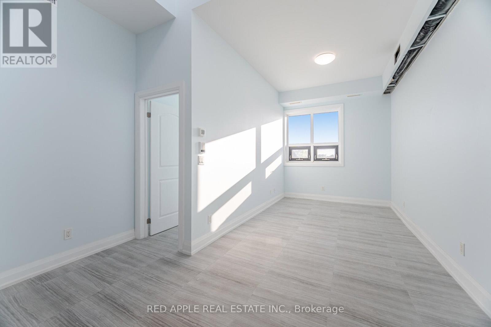 Photo 48 of 416 Oakwood Avenue, Toronto ON
