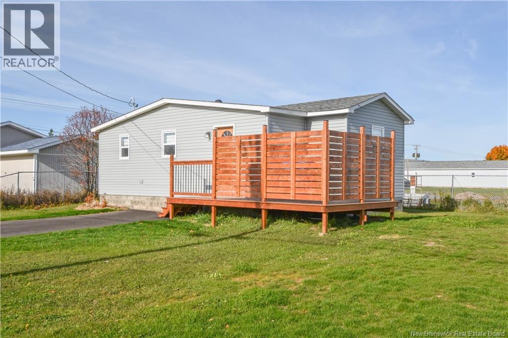 Photo 16 of 215 2 E Rue Street, Shippagan NB