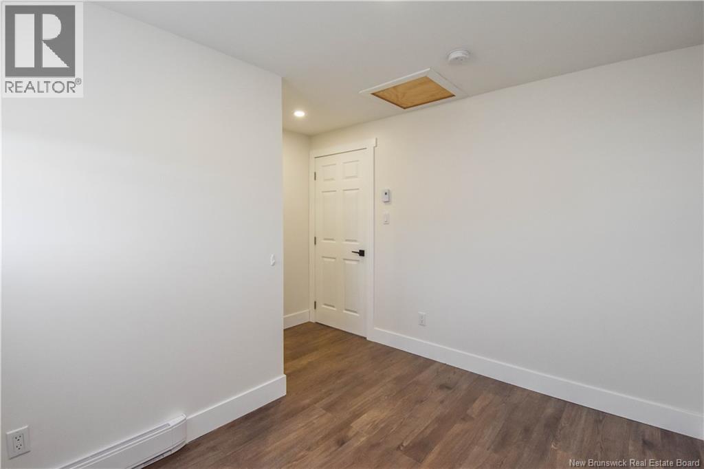 Photo 8 of 215 2 E Rue Street, Shippagan NB