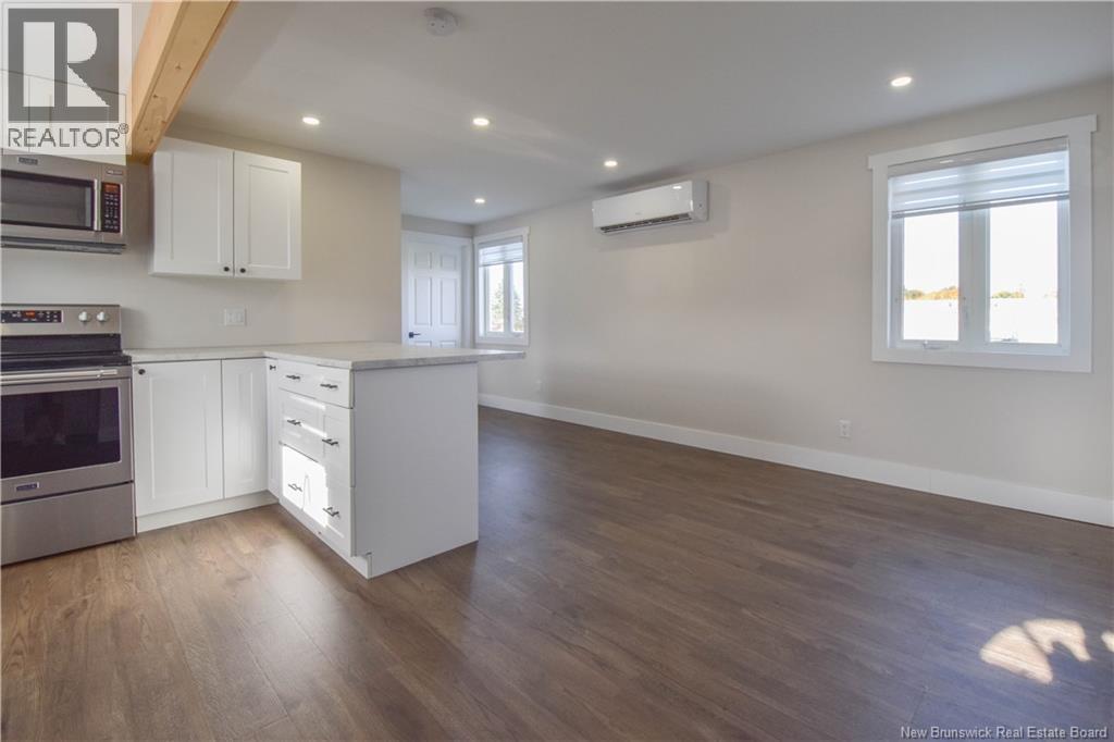 Photo 15 of 215 2 E Rue Street, Shippagan NB