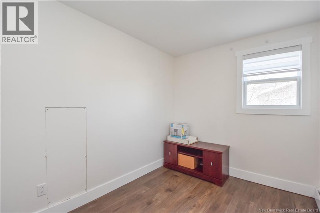Photo 3 of 215 2 E Rue Street, Shippagan NB