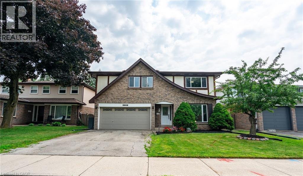 Photo 29 of 2445 Cavendish Drive, Burlington ON