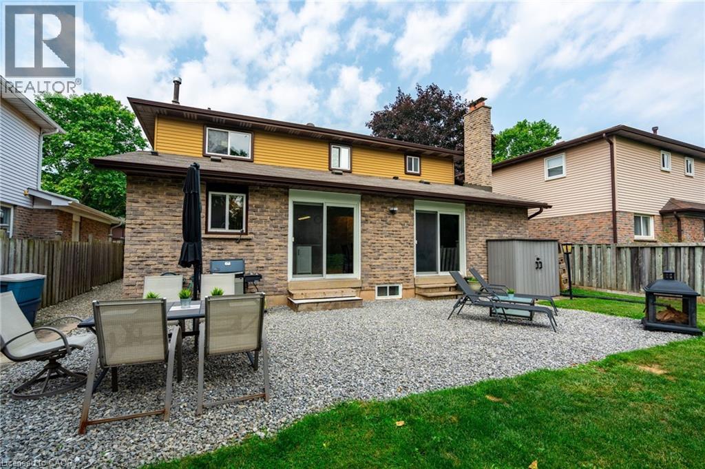 Photo 15 of 2445 Cavendish Drive, Burlington ON