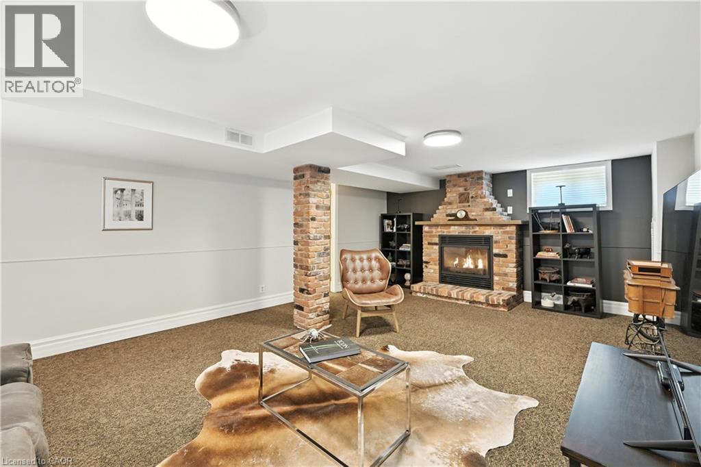 Photo 32 of 4 Glenview Avenue, St Catharines ON