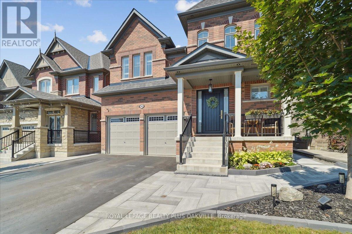 Photo 9 of 40 Soltys Drive, Whitby ON