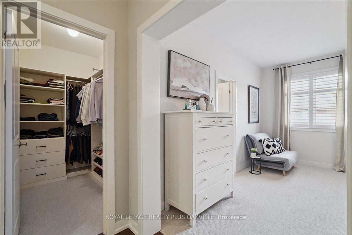 Photo 26 of 40 Soltys Drive, Whitby ON