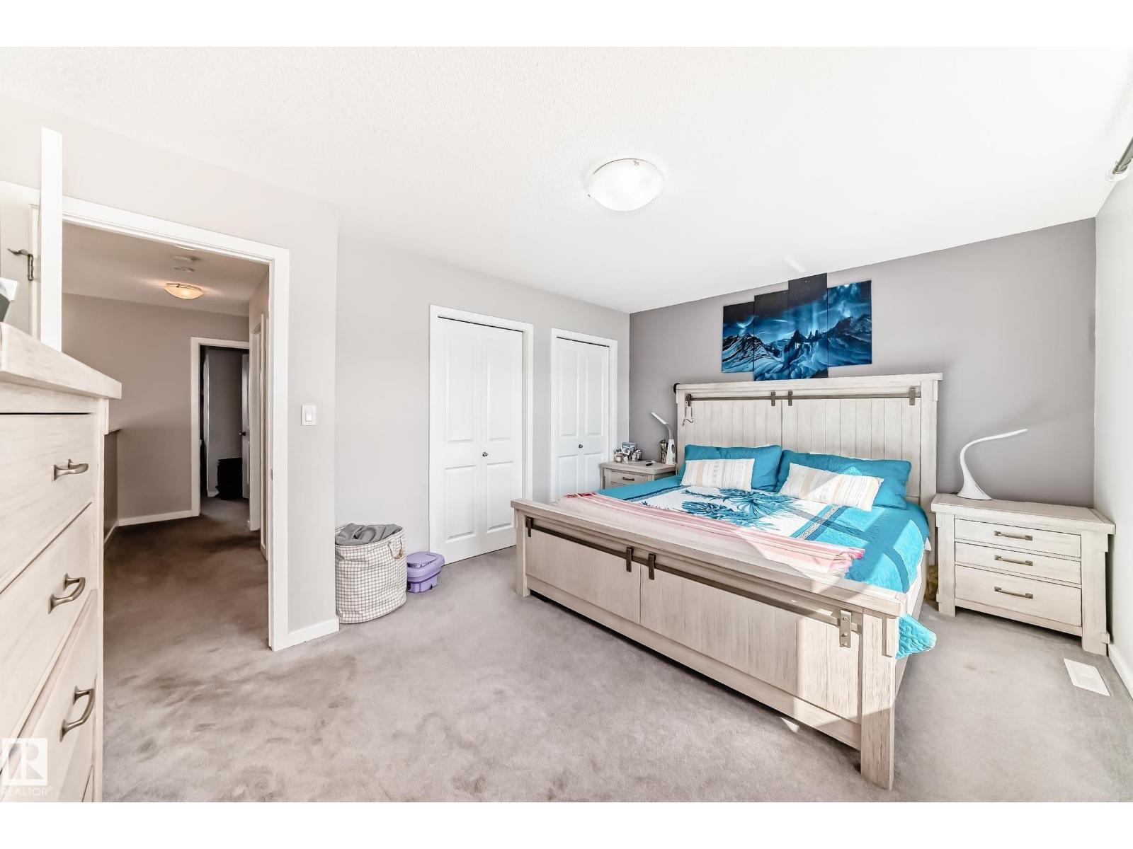 Photo 32 of 9815 220 St Nw, Edmonton AB