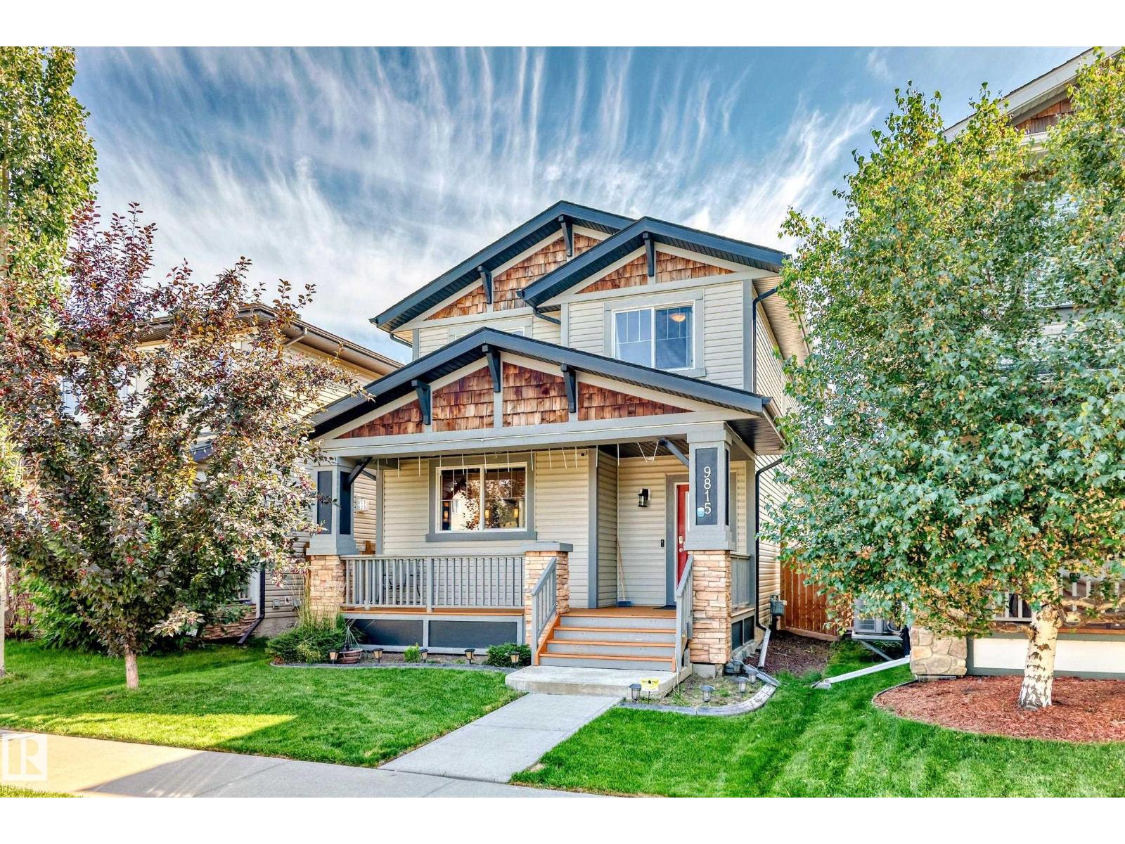Photo 7 of 9815 220 St Nw, Edmonton AB