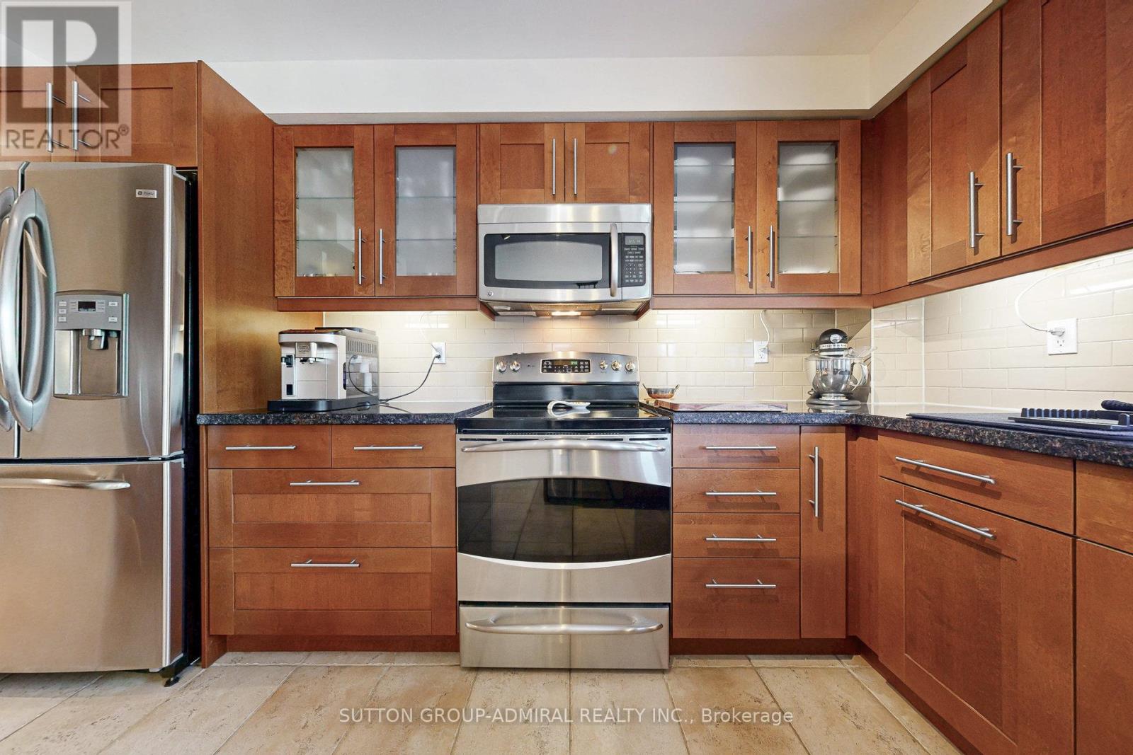 Photo 17 of 52 15 Edenbridge Drive, Vaughan ON