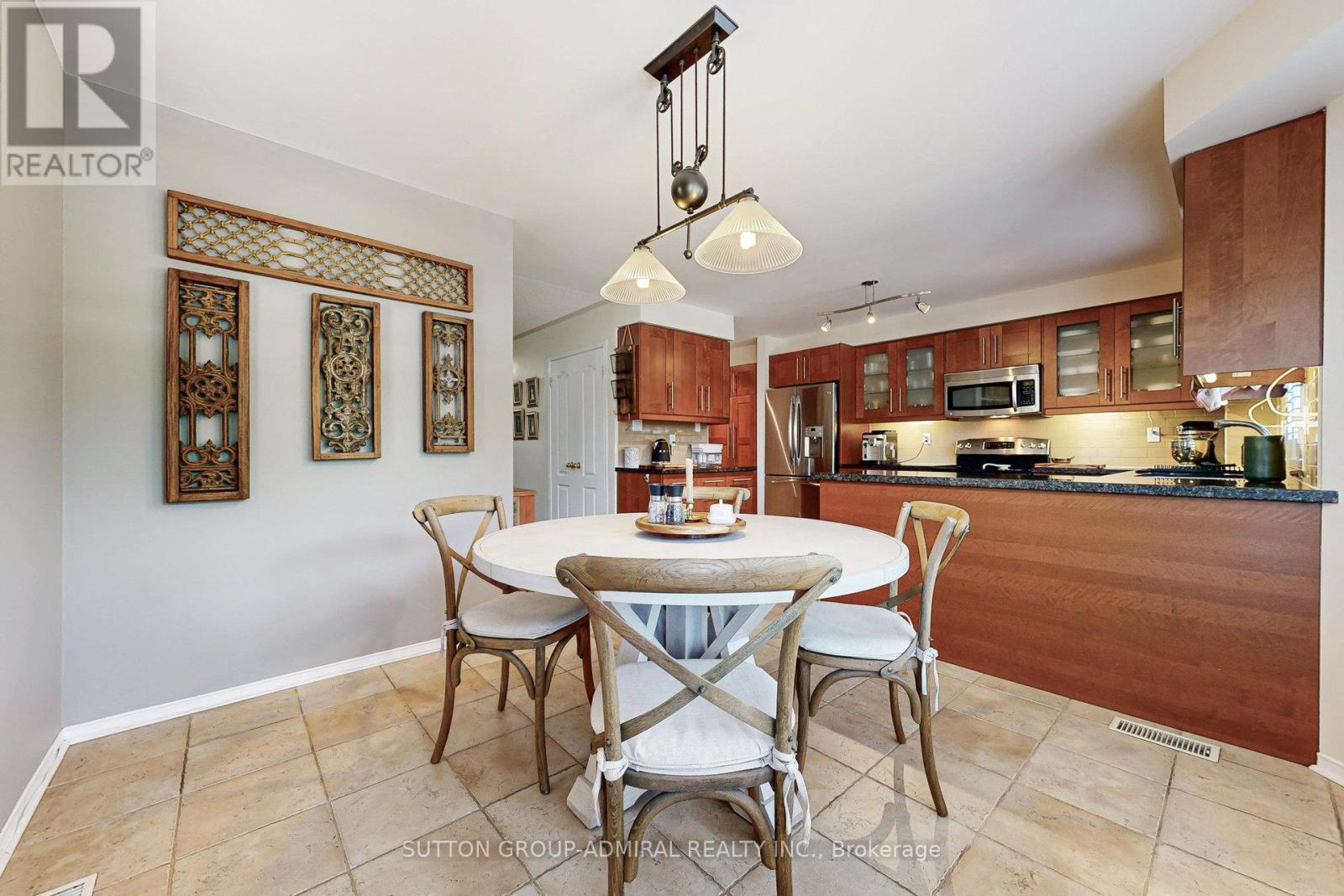 Photo 22 of 52 15 Edenbridge Drive, Vaughan ON