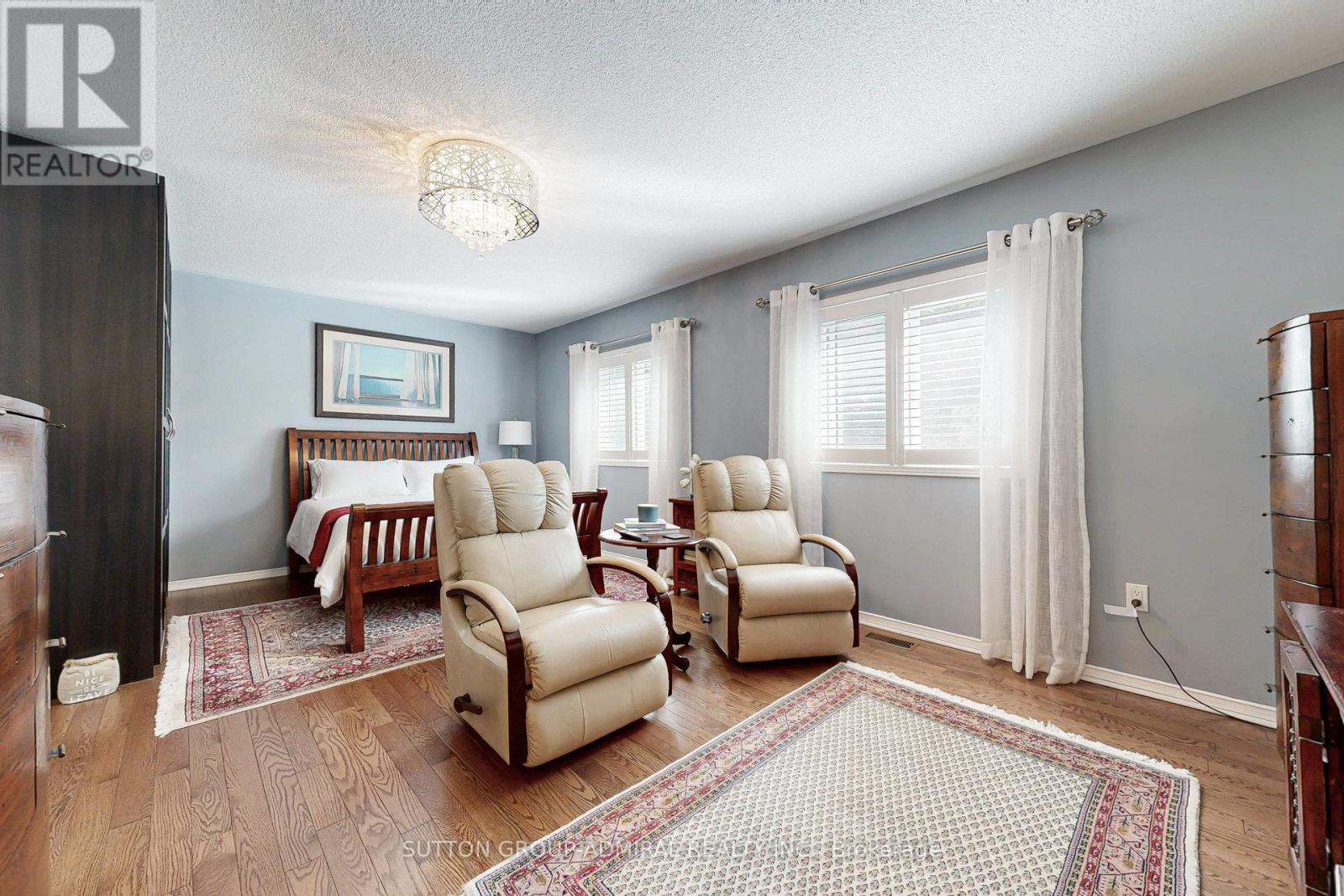 Photo 27 of 52 15 Edenbridge Drive, Vaughan ON