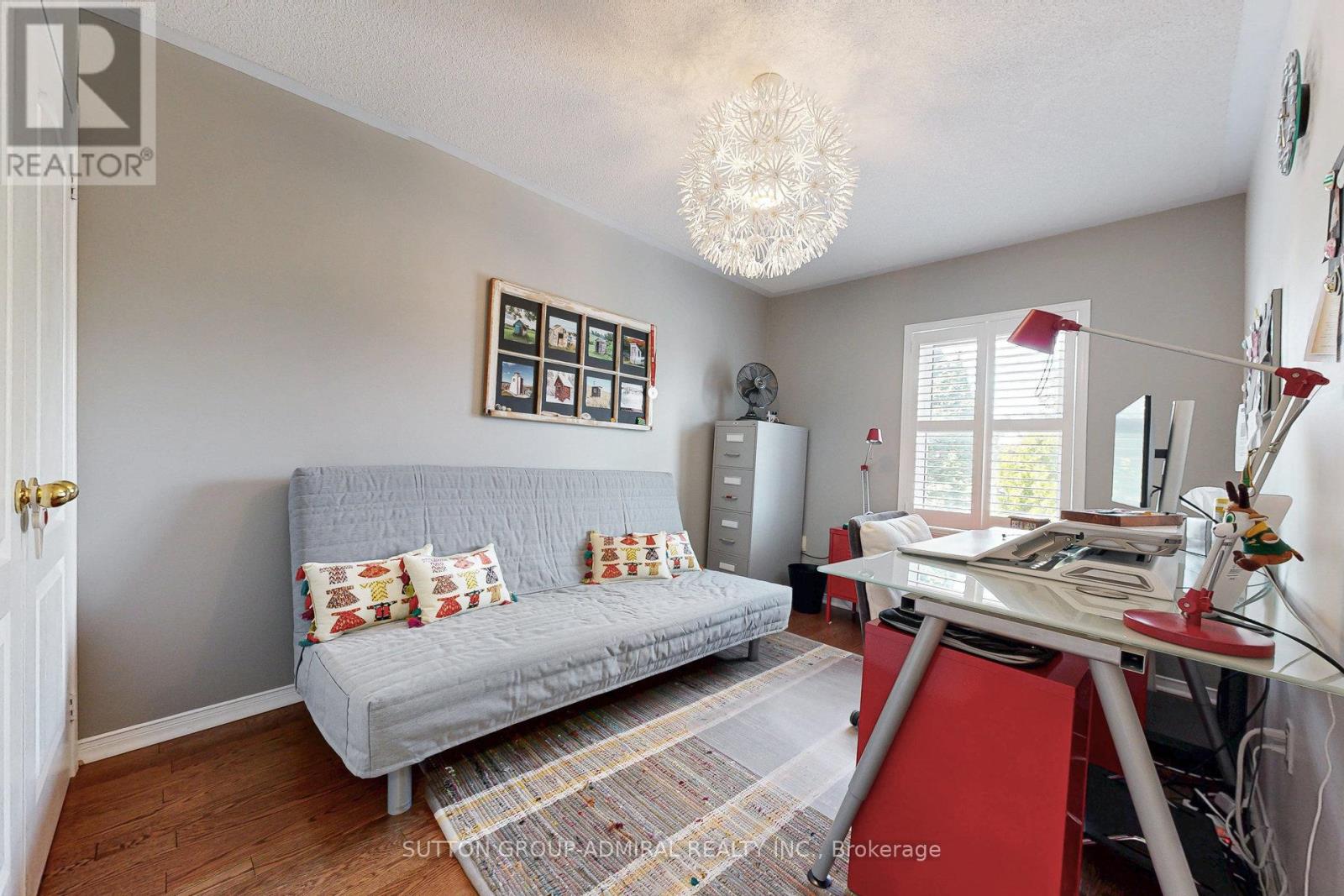 Photo 38 of 52 15 Edenbridge Drive, Vaughan ON