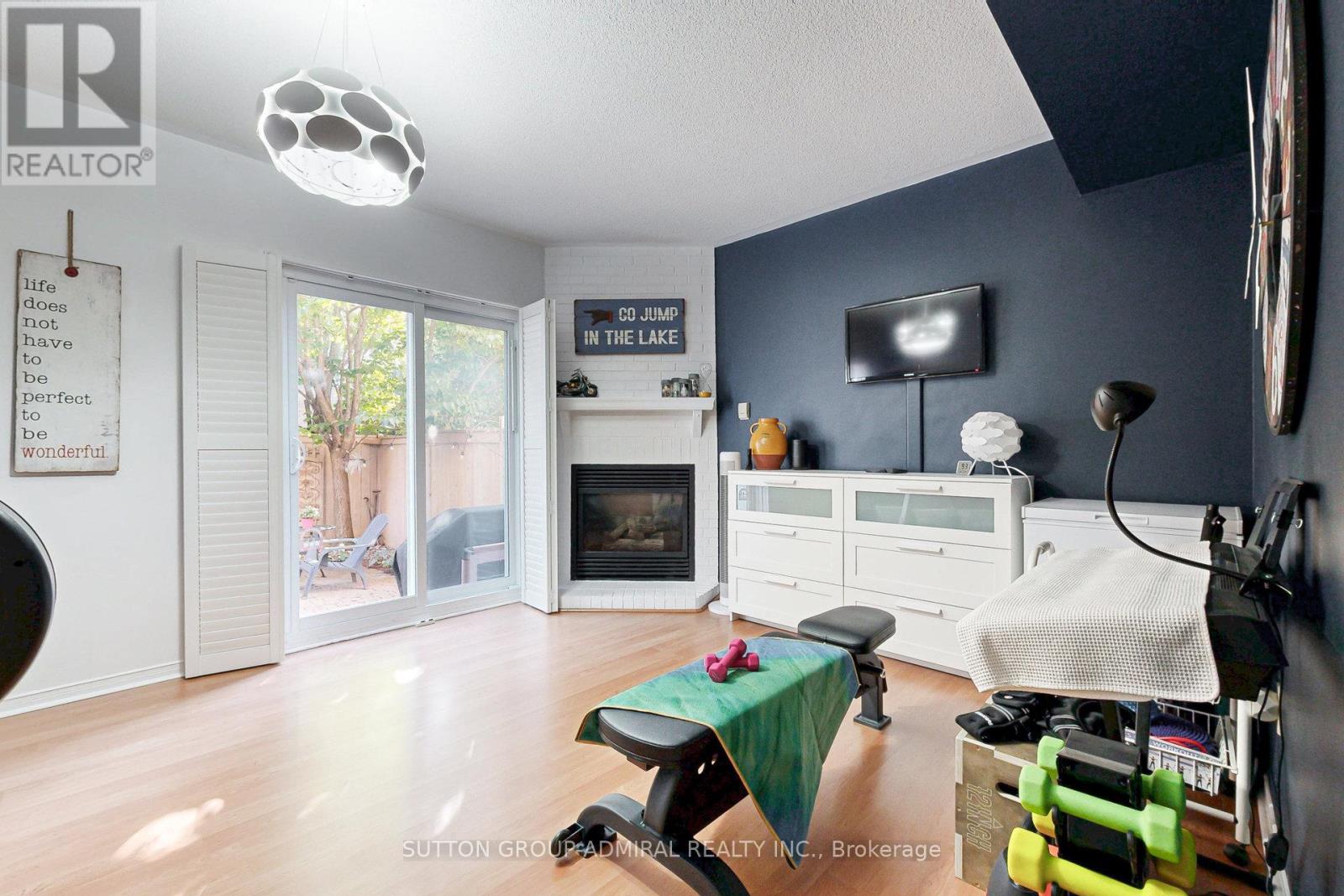 Photo 42 of 52 15 Edenbridge Drive, Vaughan ON
