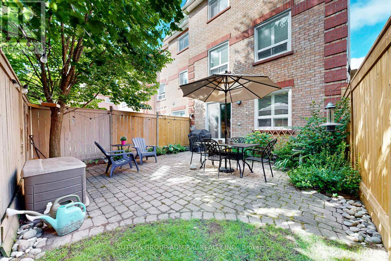 Photo 48 of 52 15 Edenbridge Drive, Vaughan ON