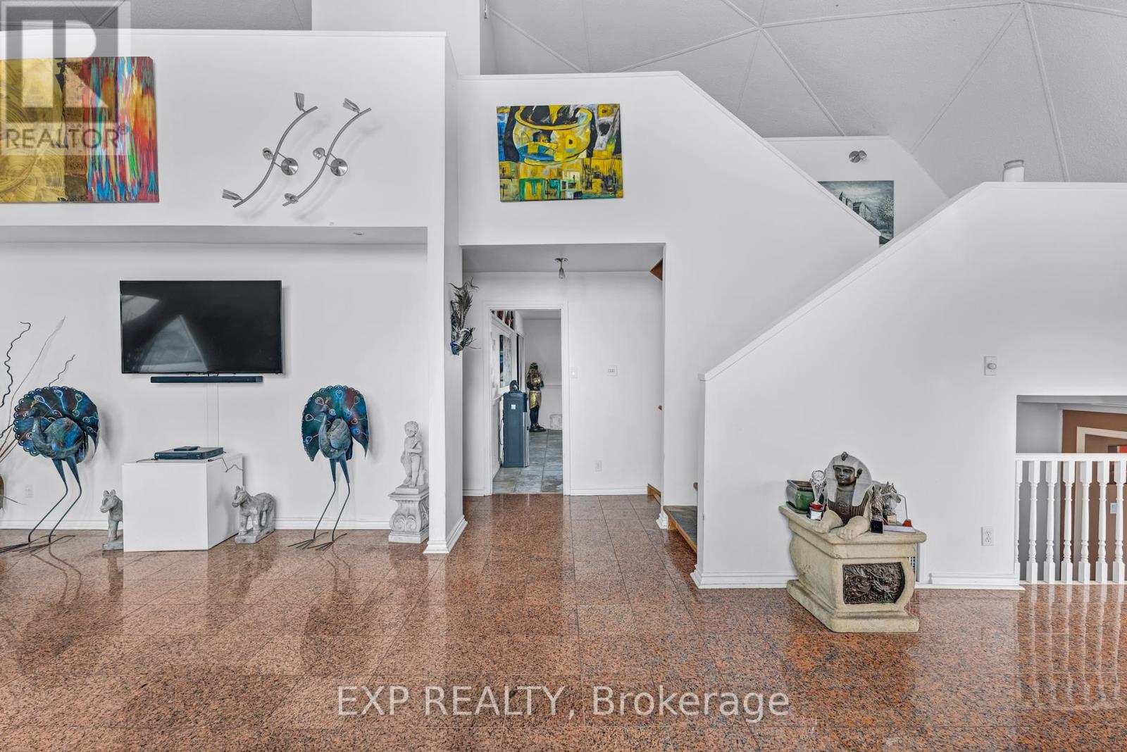 Photo 15 of 21152 Kennedy Road, East Gwillimbury ON