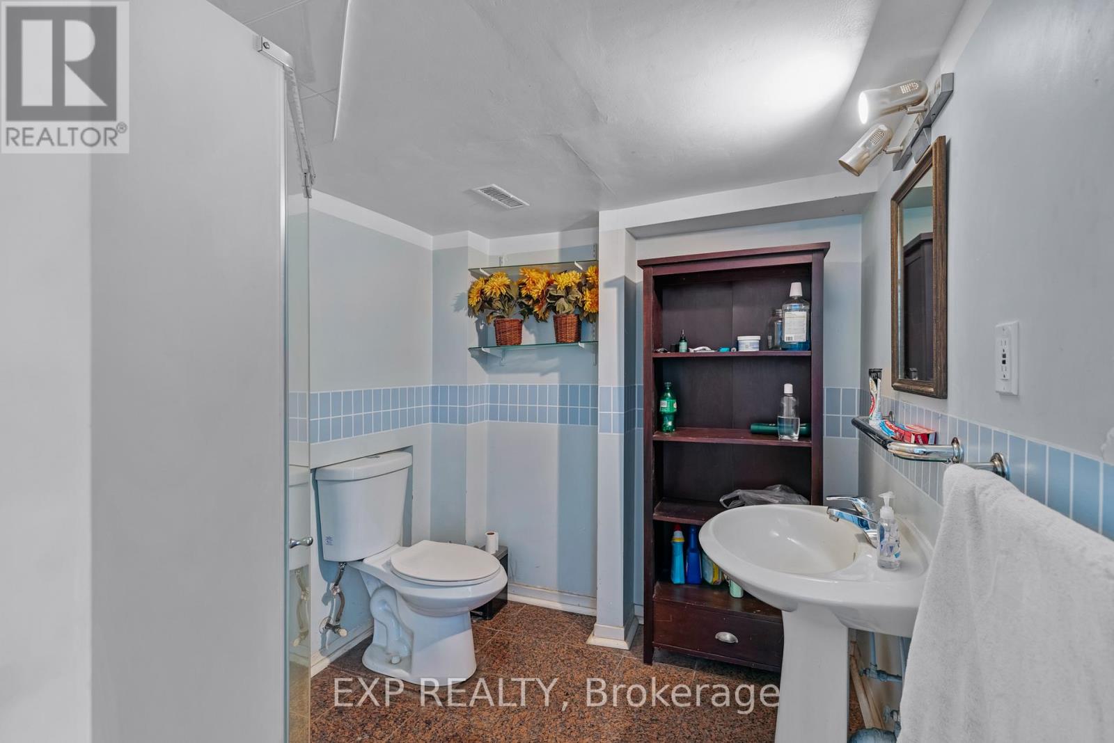 Photo 23 of 21152 Kennedy Road, East Gwillimbury ON