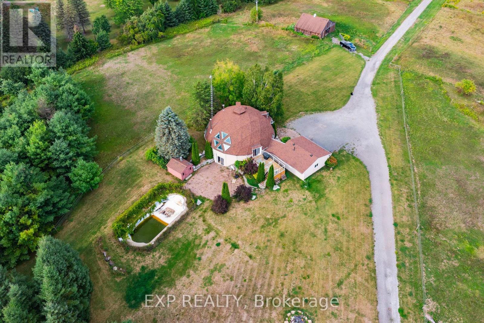 Photo 10 of 21152 Kennedy Road, East Gwillimbury ON