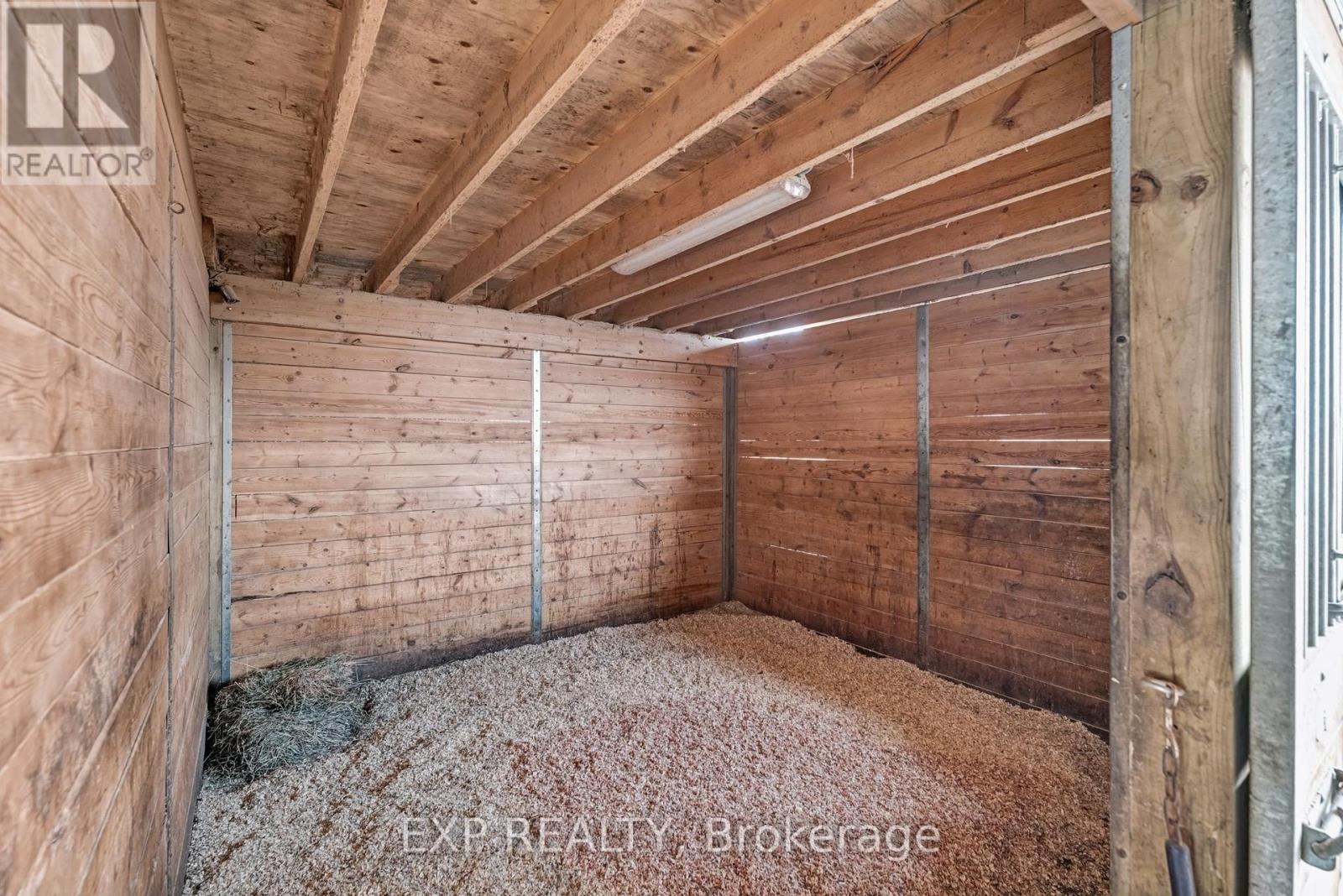 Photo 20 of 21152 Kennedy Road, East Gwillimbury ON