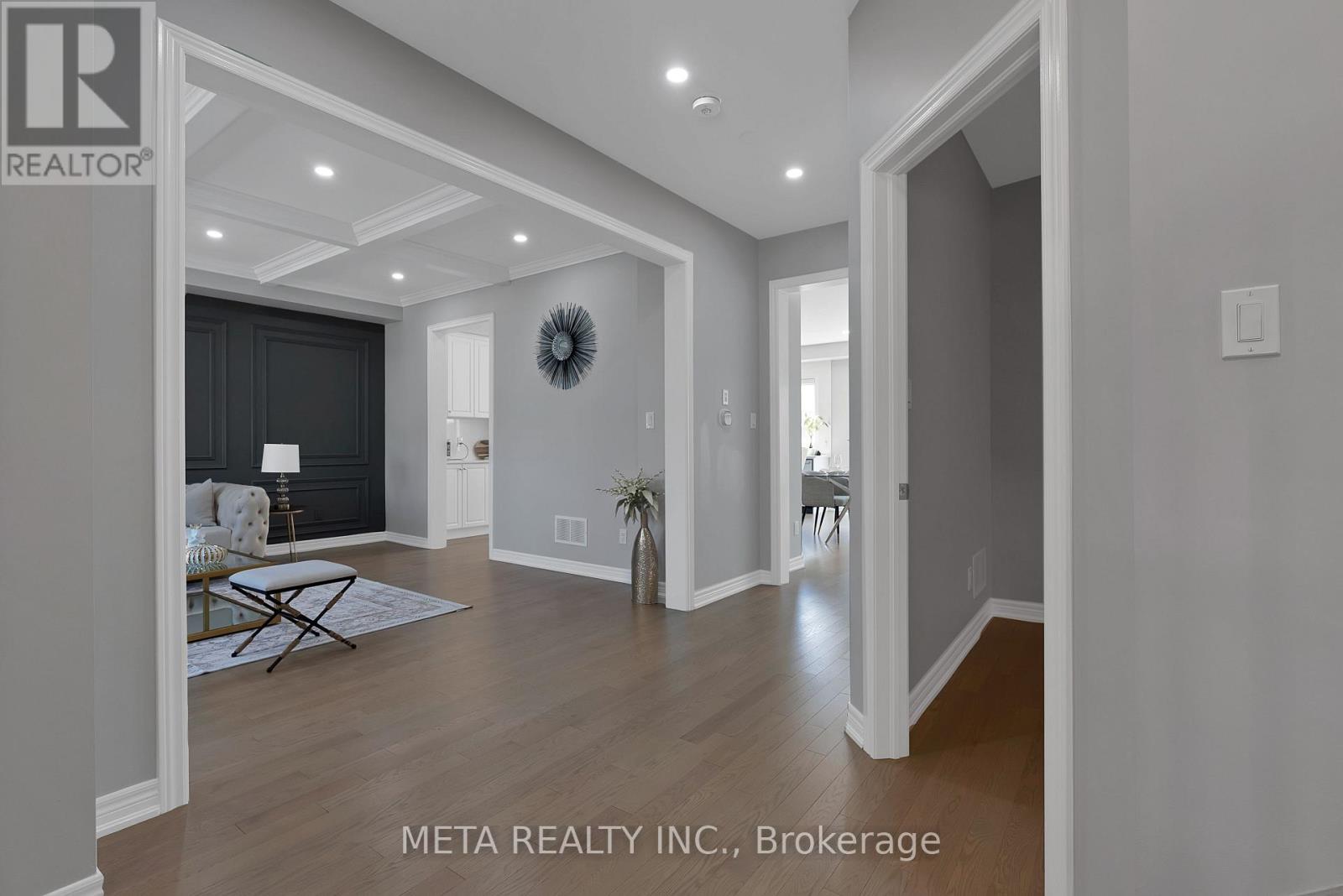 Photo 35 of 15 Faimira Avenue, Georgina ON