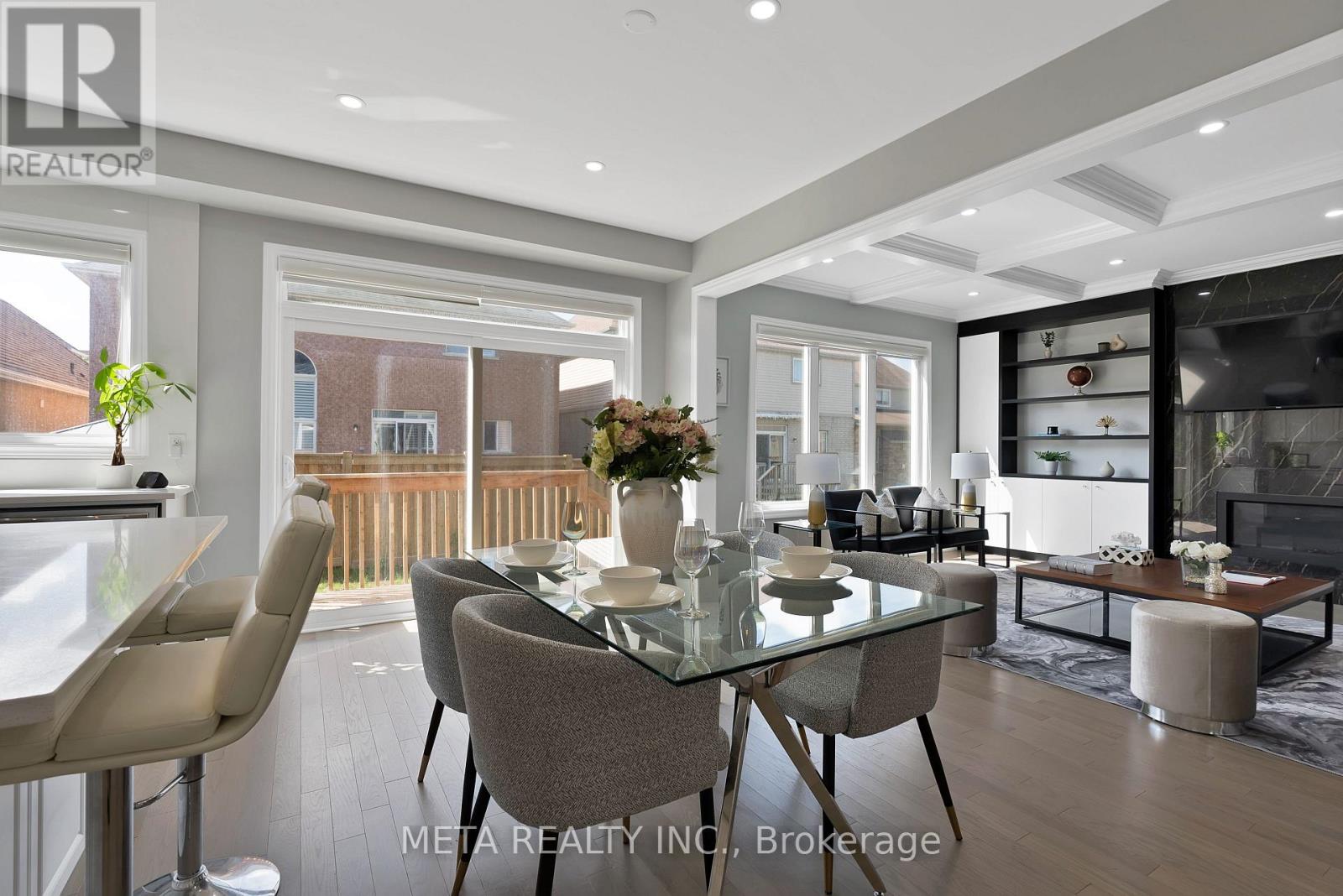 Photo 3 of 15 Faimira Avenue, Georgina ON