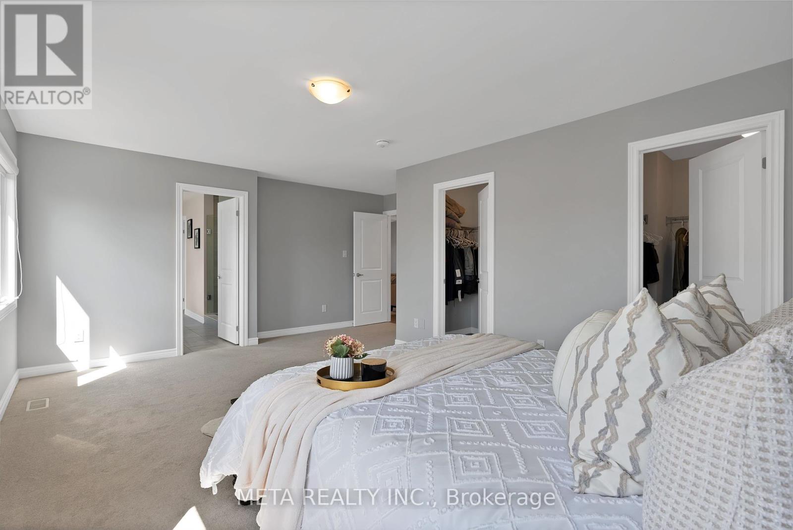 Photo 33 of 15 Faimira Avenue, Georgina ON