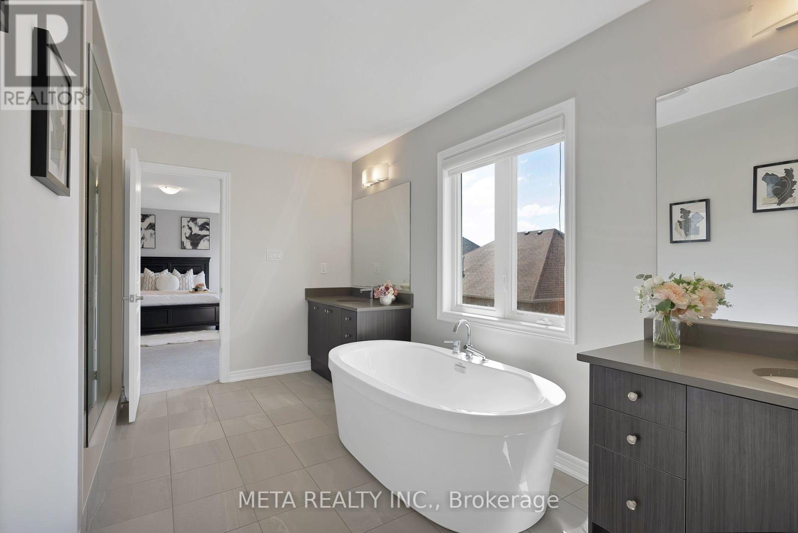 Photo 15 of 15 Faimira Avenue, Georgina ON