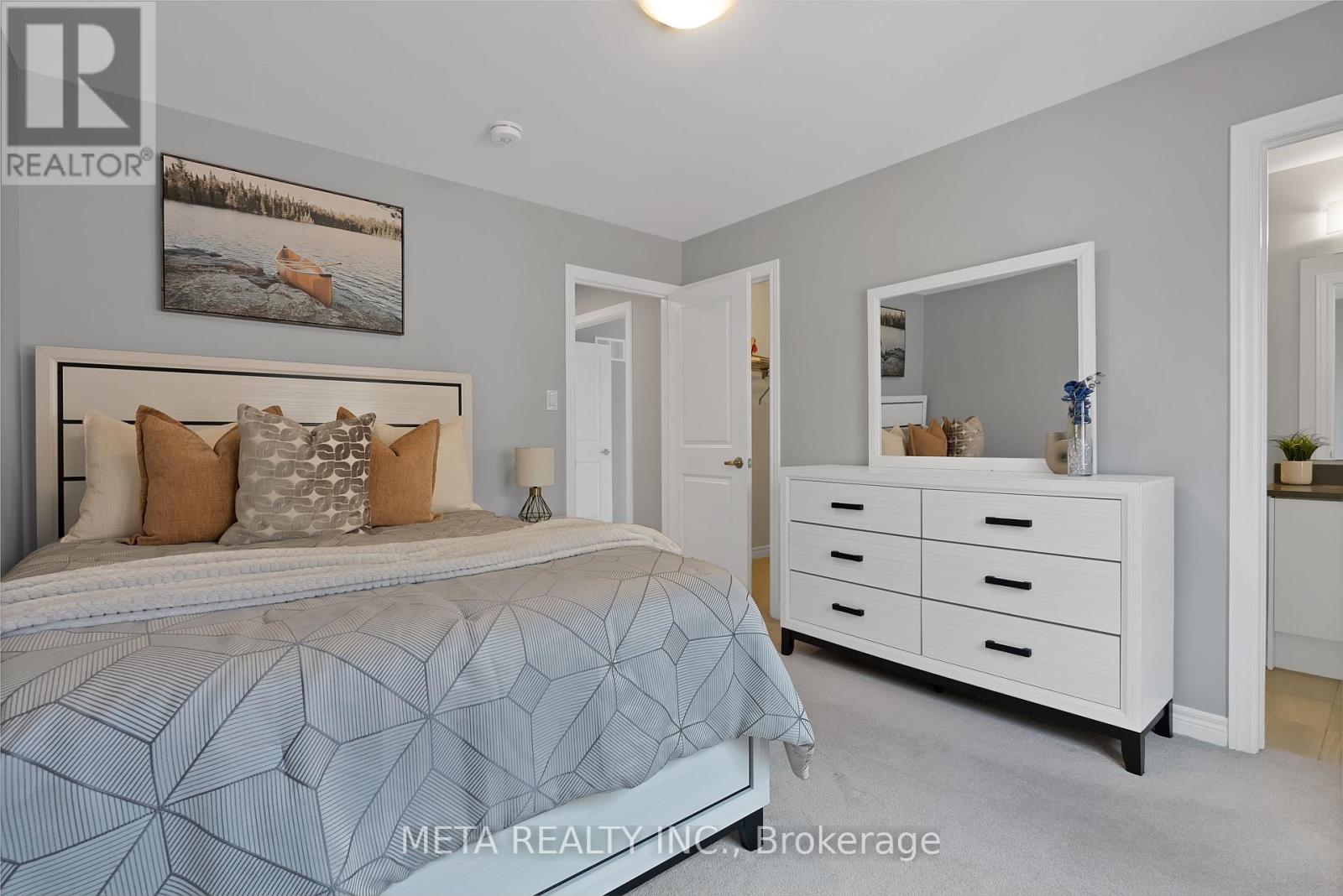Photo 41 of 15 Faimira Avenue, Georgina ON