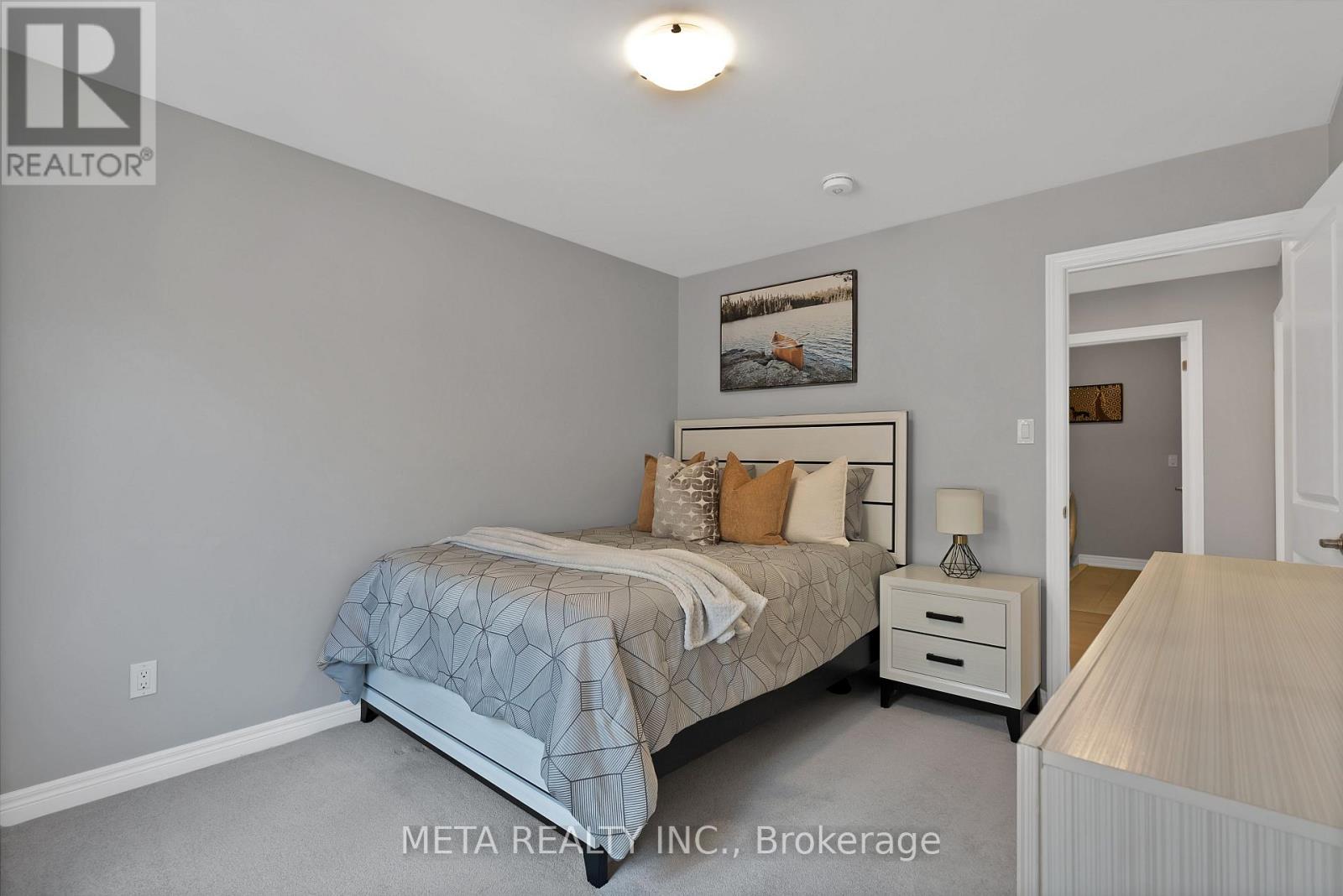 Photo 20 of 15 Faimira Avenue, Georgina ON
