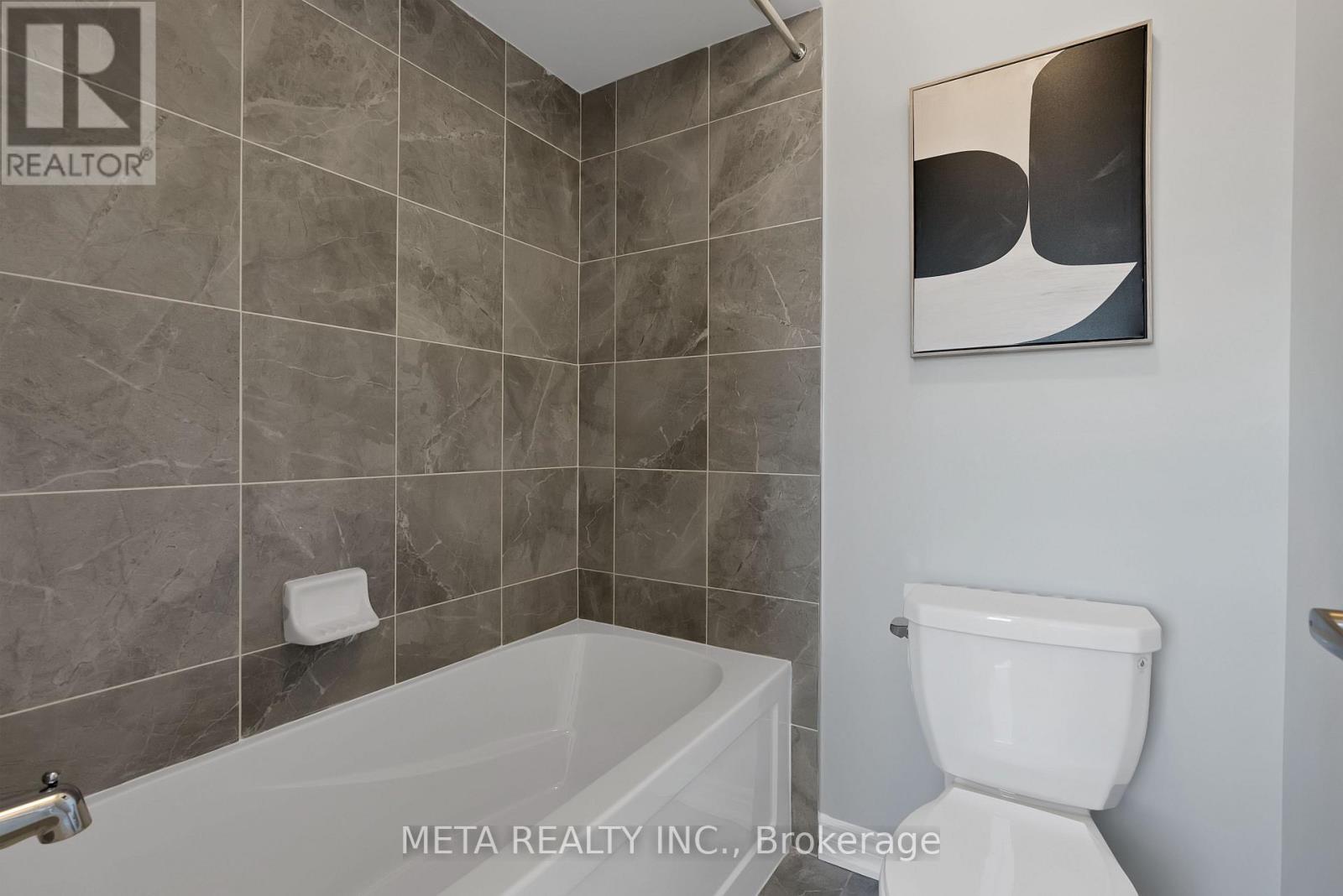 Photo 43 of 15 Faimira Avenue, Georgina ON