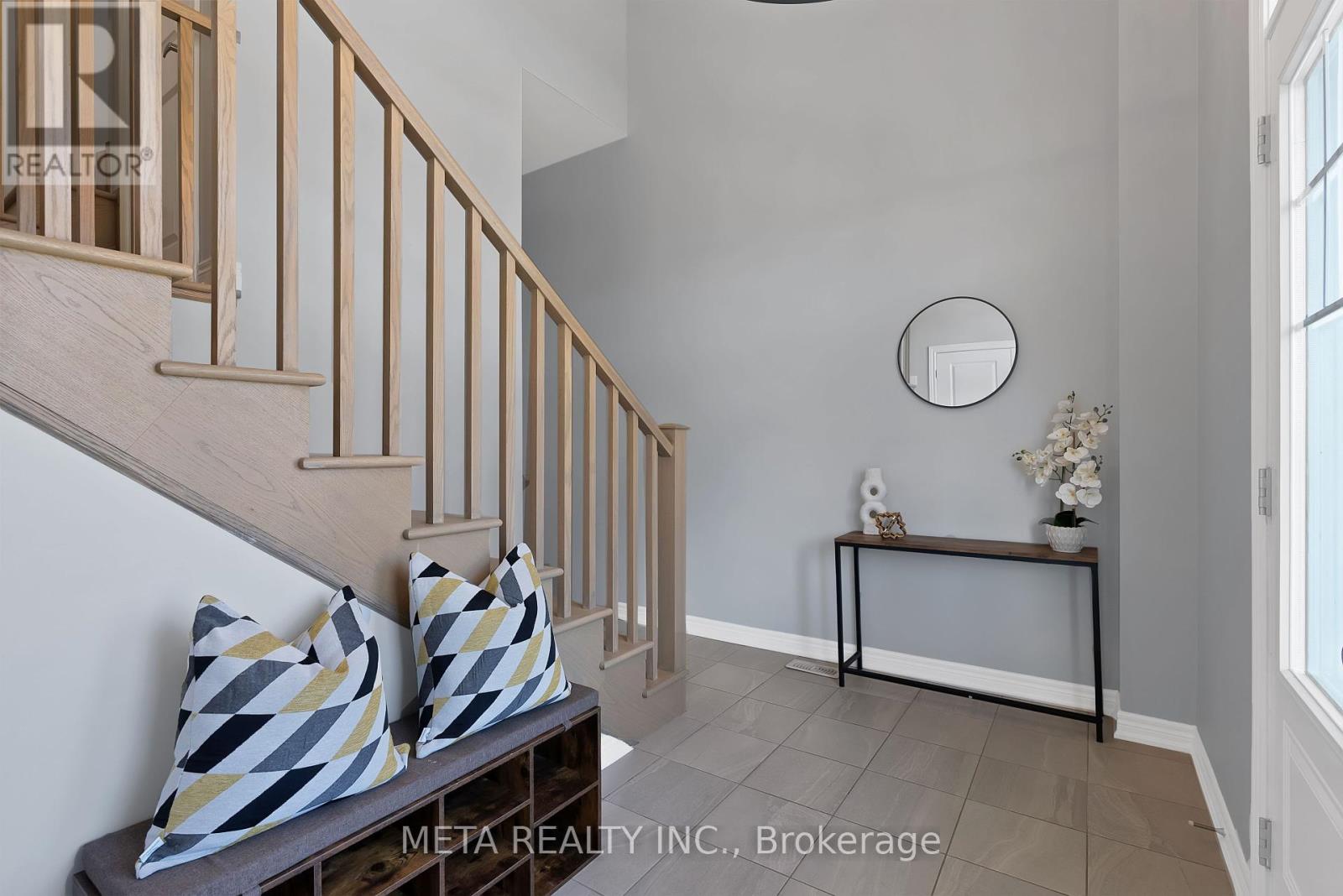 Photo 45 of 15 Faimira Avenue, Georgina ON