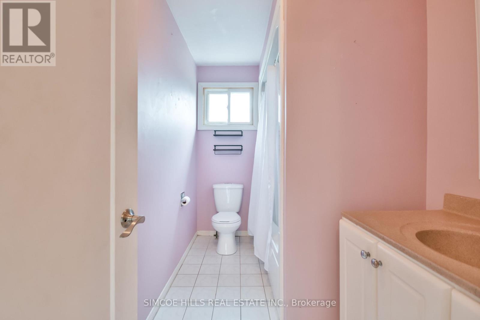 Photo 27 of 256 Hickling Trail, Barrie ON