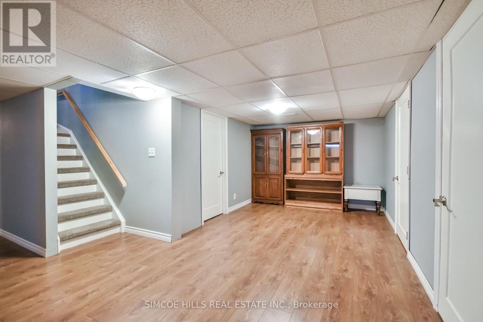 Photo 30 of 256 Hickling Trail, Barrie ON