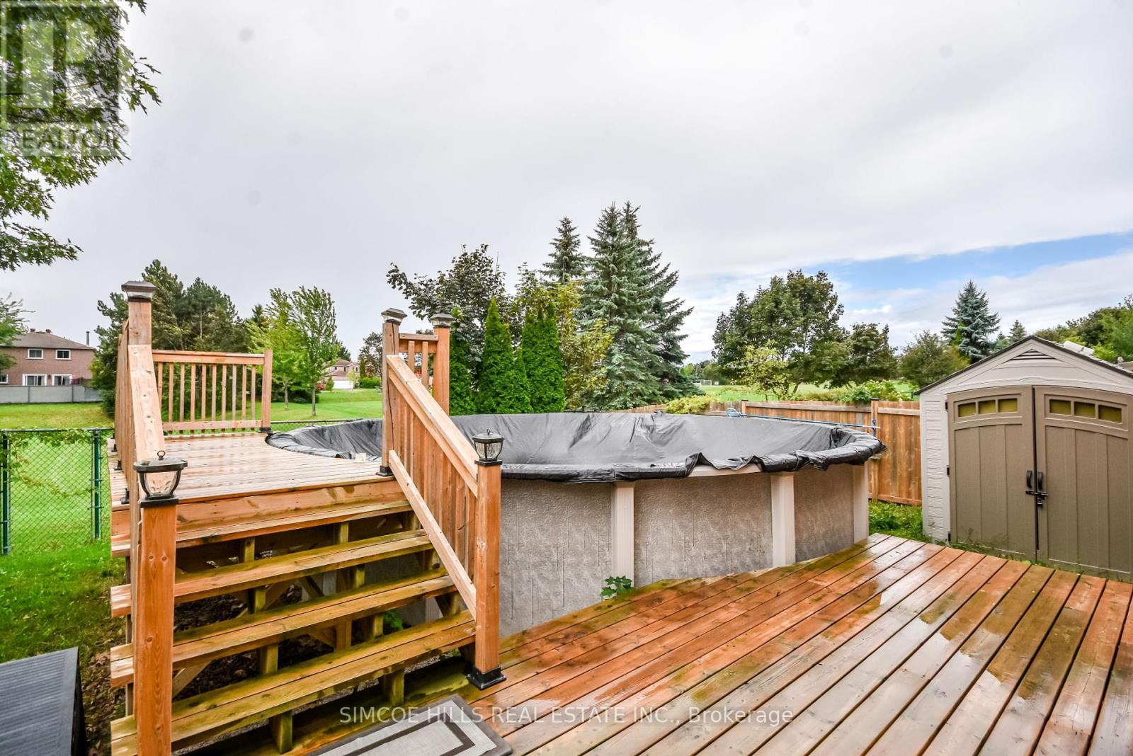 Photo 37 of 256 Hickling Trail, Barrie ON