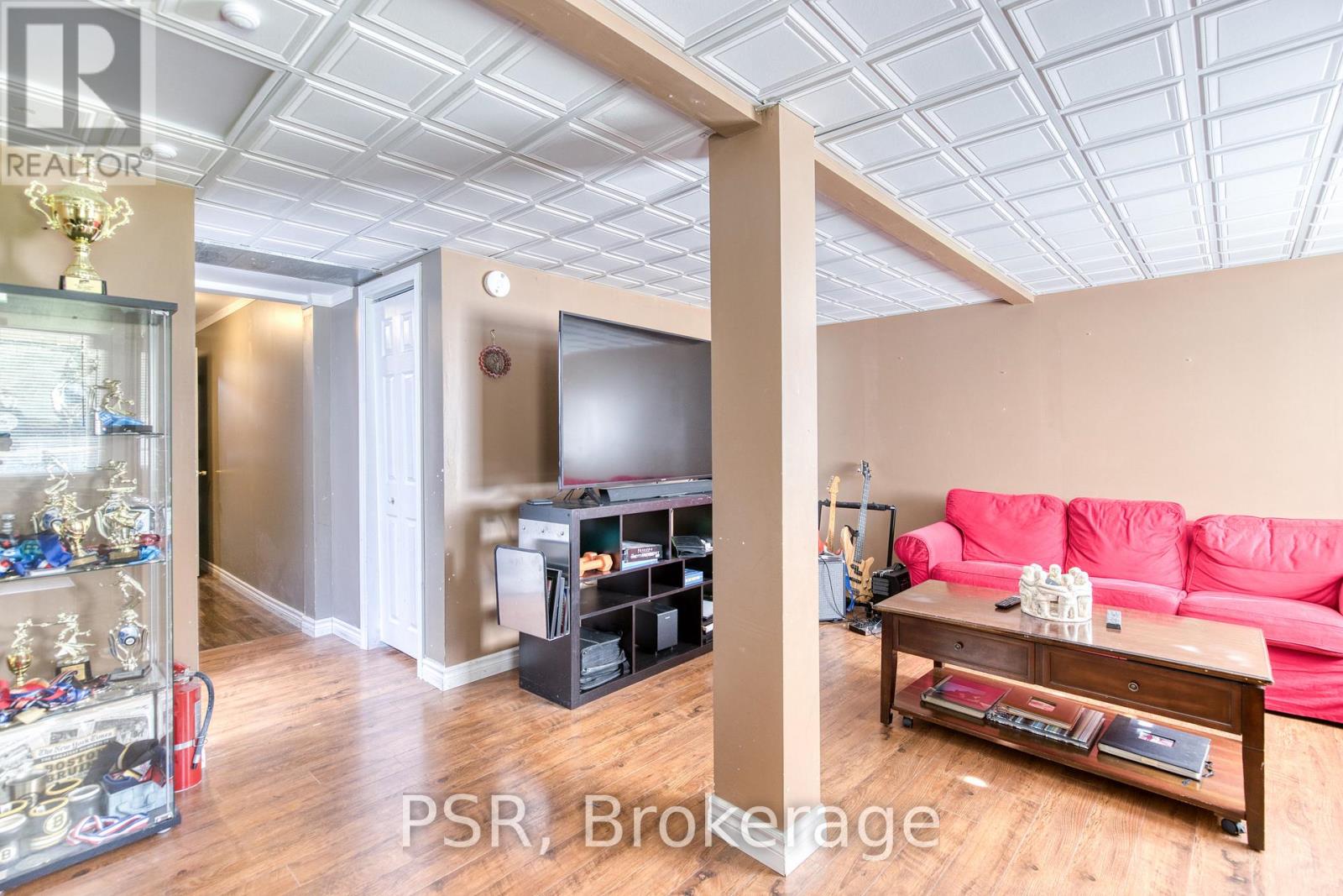 Photo 30 of 81 Brembel Street, Kitchener ON