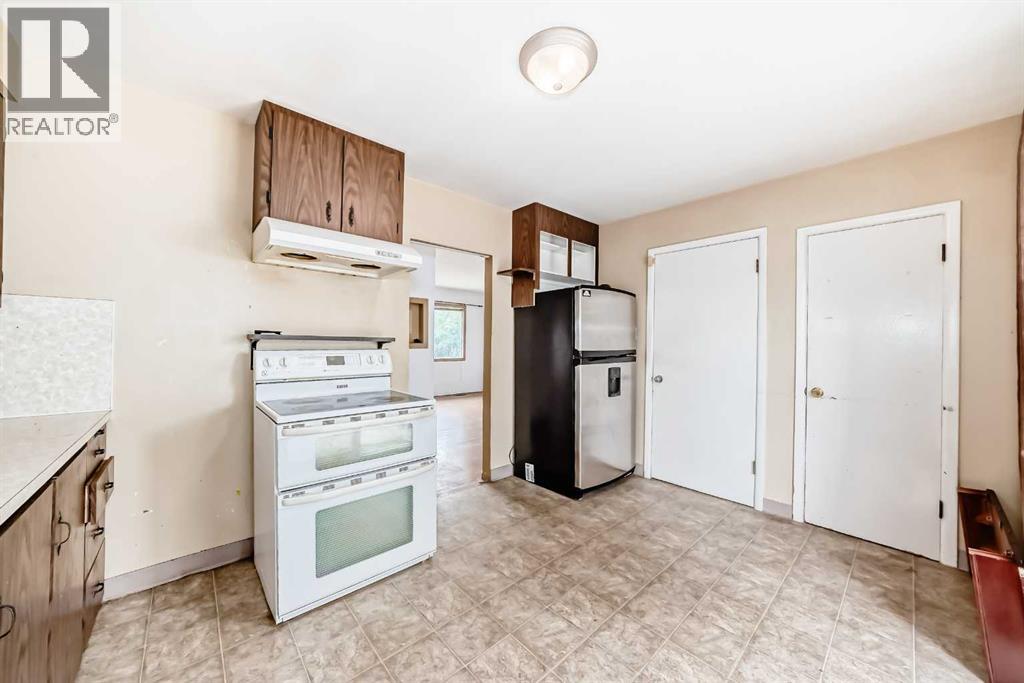 Photo 31 of 2809 38 Street Sw, Calgary AB