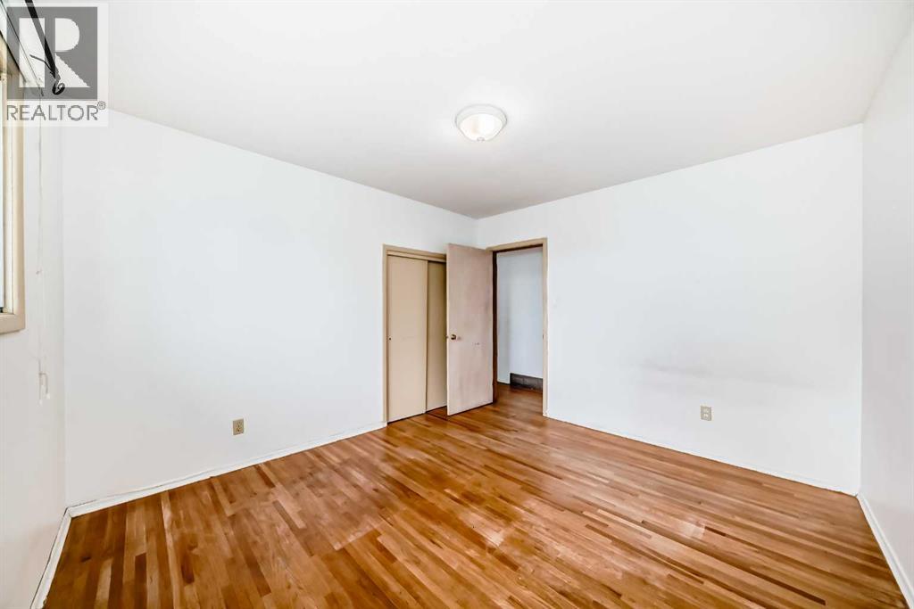 Photo 25 of 2809 38 Street Sw, Calgary AB