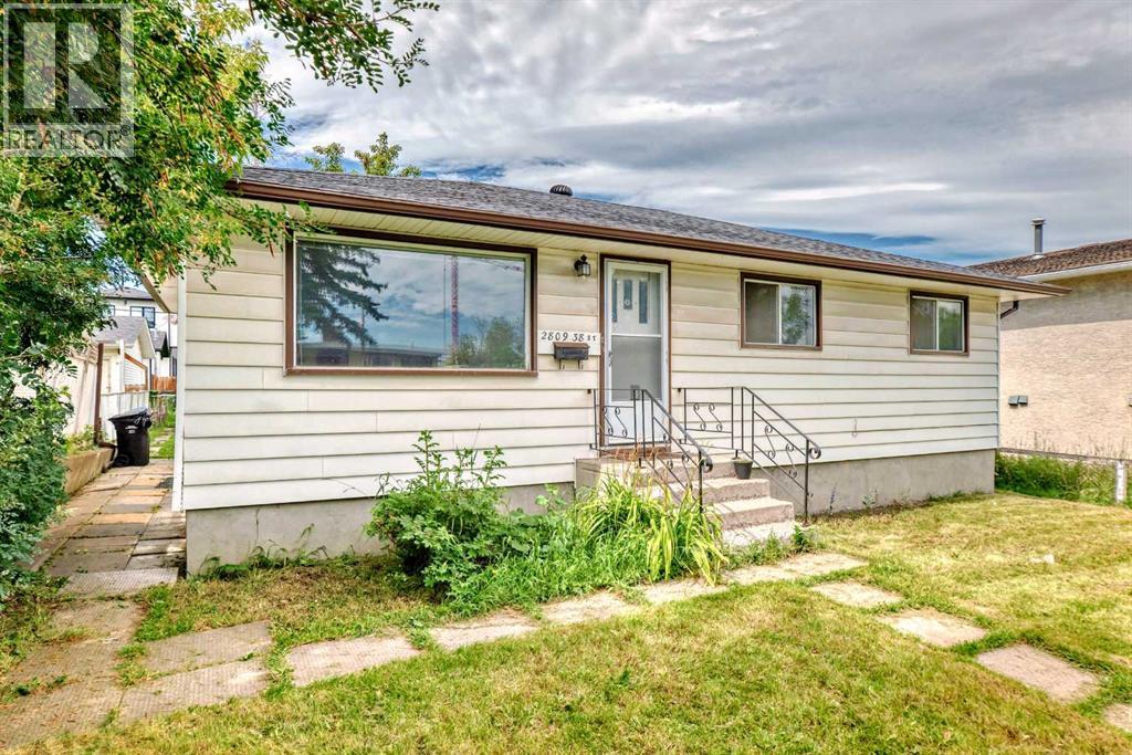Photo 1 of 2809 38 Street Sw, Calgary AB
