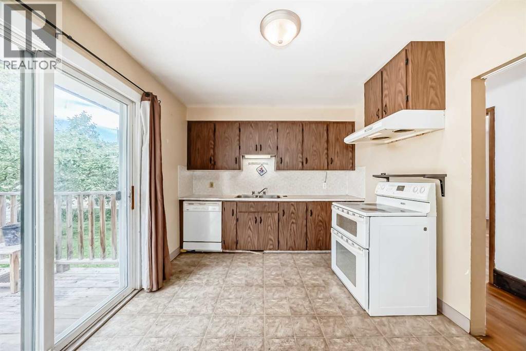 Photo 40 of 2809 38 Street Sw, Calgary AB