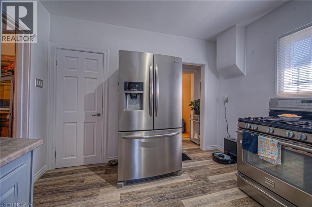 Photo 18 of 500 Dundas Street S, Cambridge ON