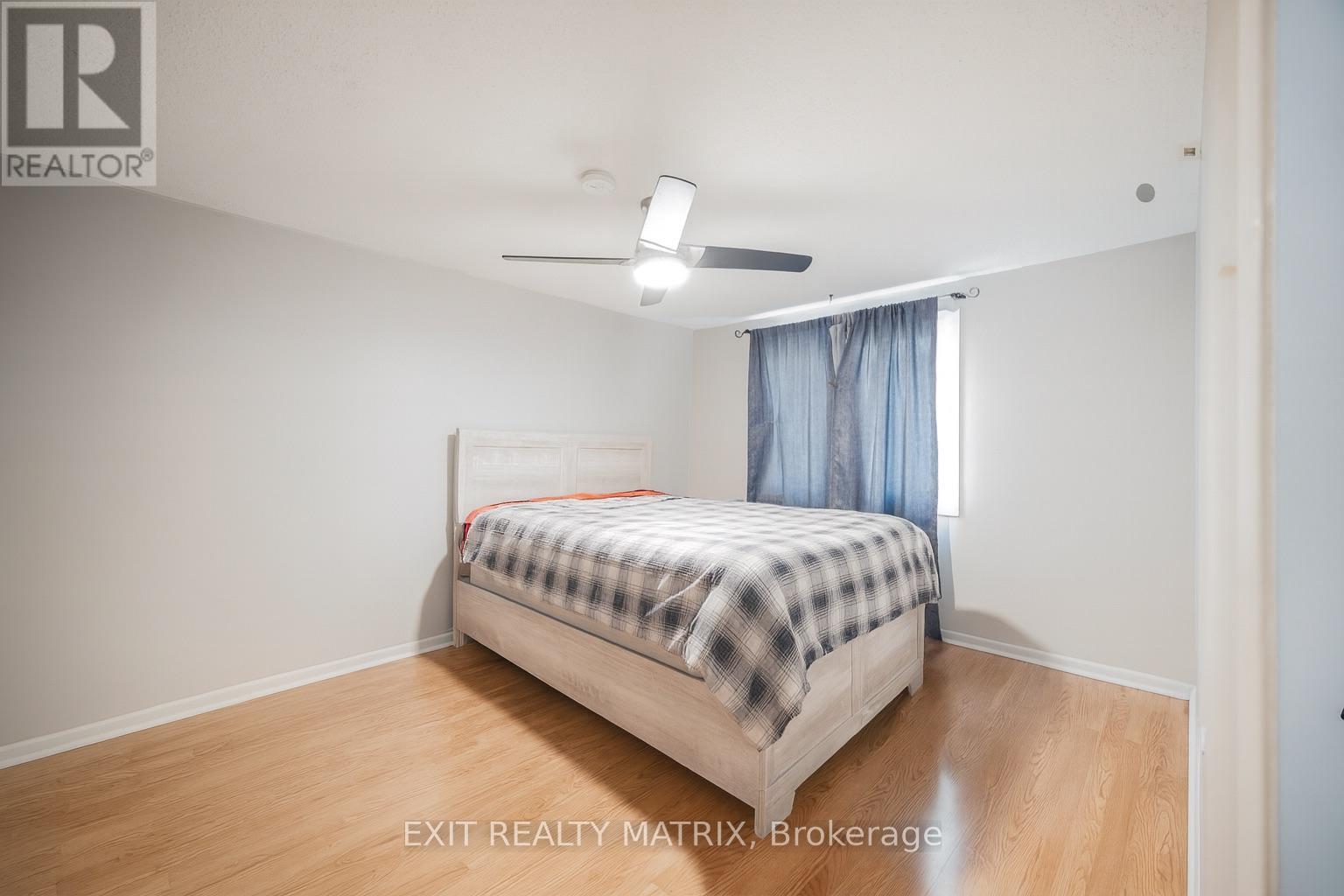 Photo 7 of 23 Pickford Drive, Ottawa ON