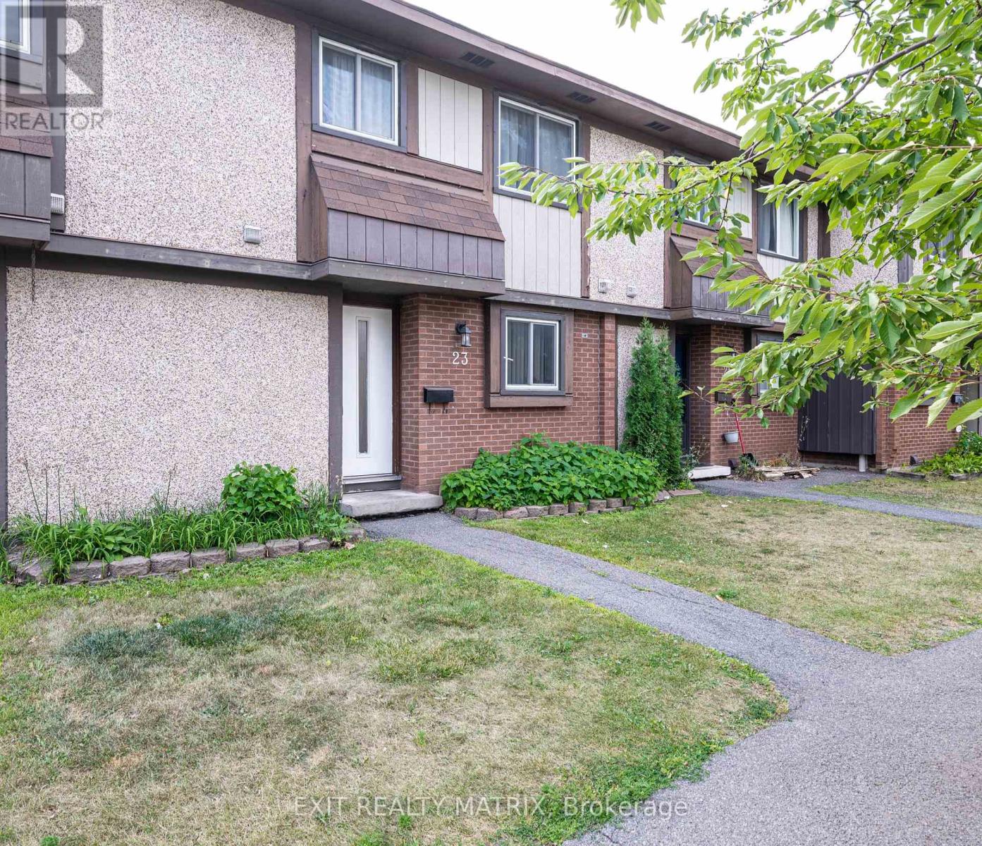 Photo 9 of 23 Pickford Drive, Ottawa ON