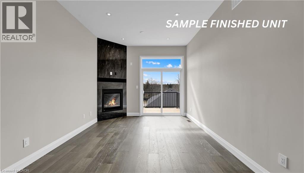 Photo 8 of 912 Garden Court Crescent, Woodstock ON