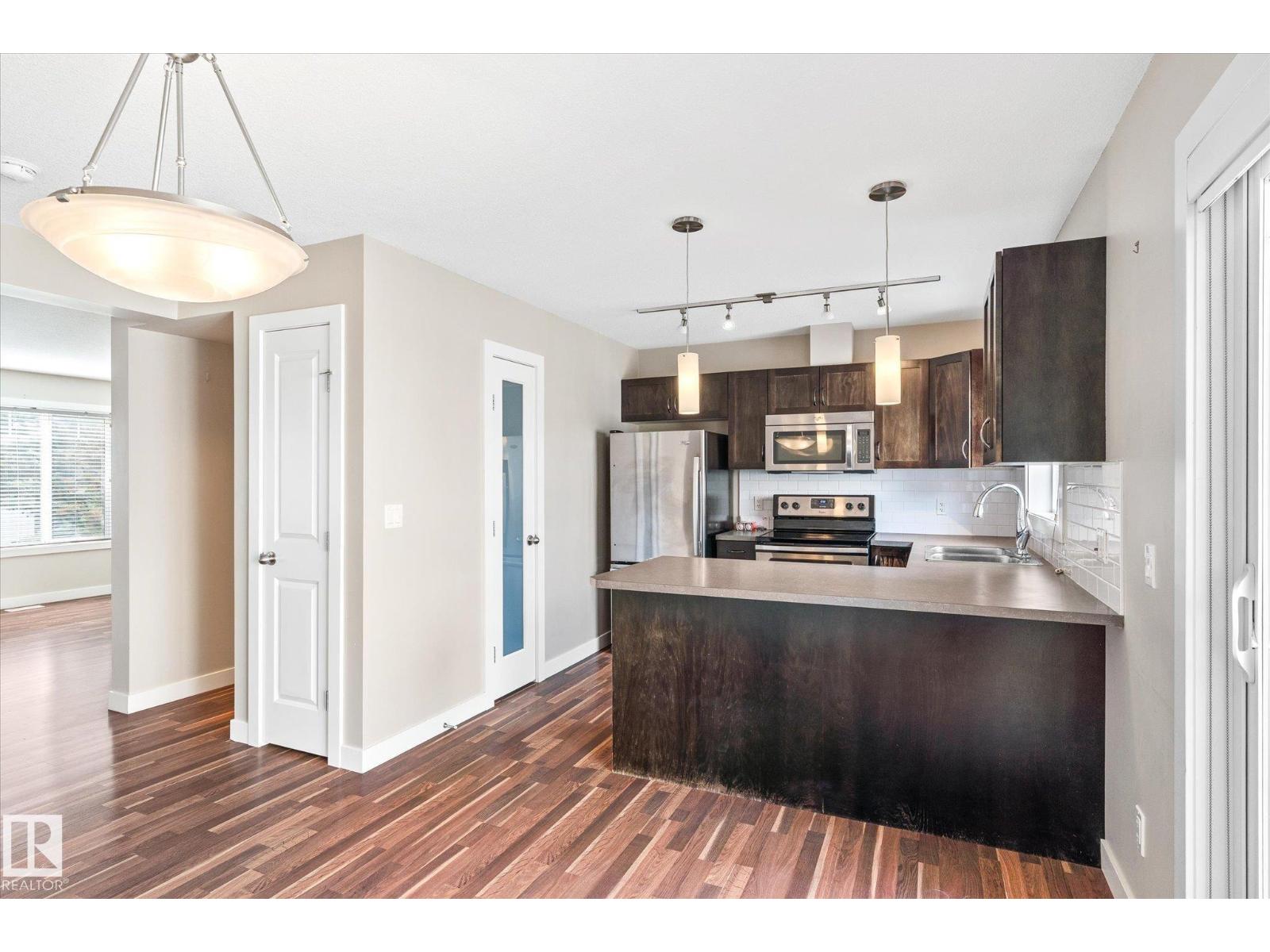 Photo 25 of 24 7289 South Terwillegar Dr Nw, Edmonton AB