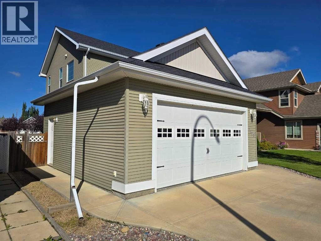 Photo 11 of 7128 Henners Road, Lacombe AB