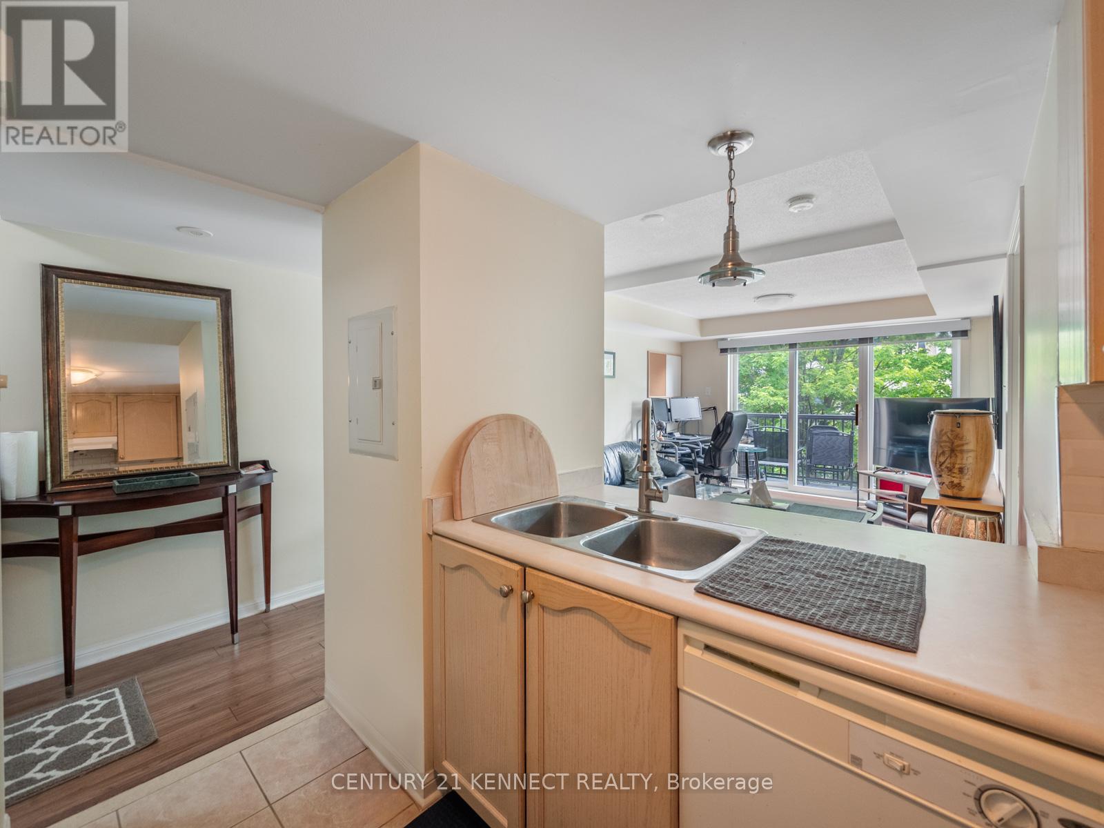 Photo 10 of 2075 65 George Appleton Way, Toronto ON