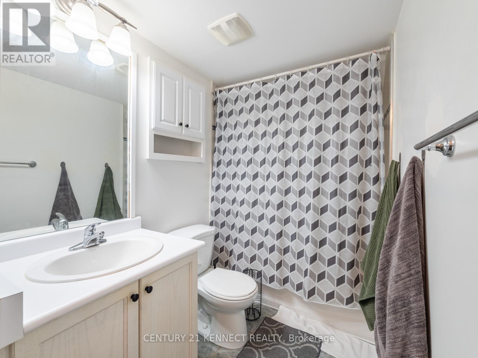 Photo 15 of 2075 65 George Appleton Way, Toronto ON