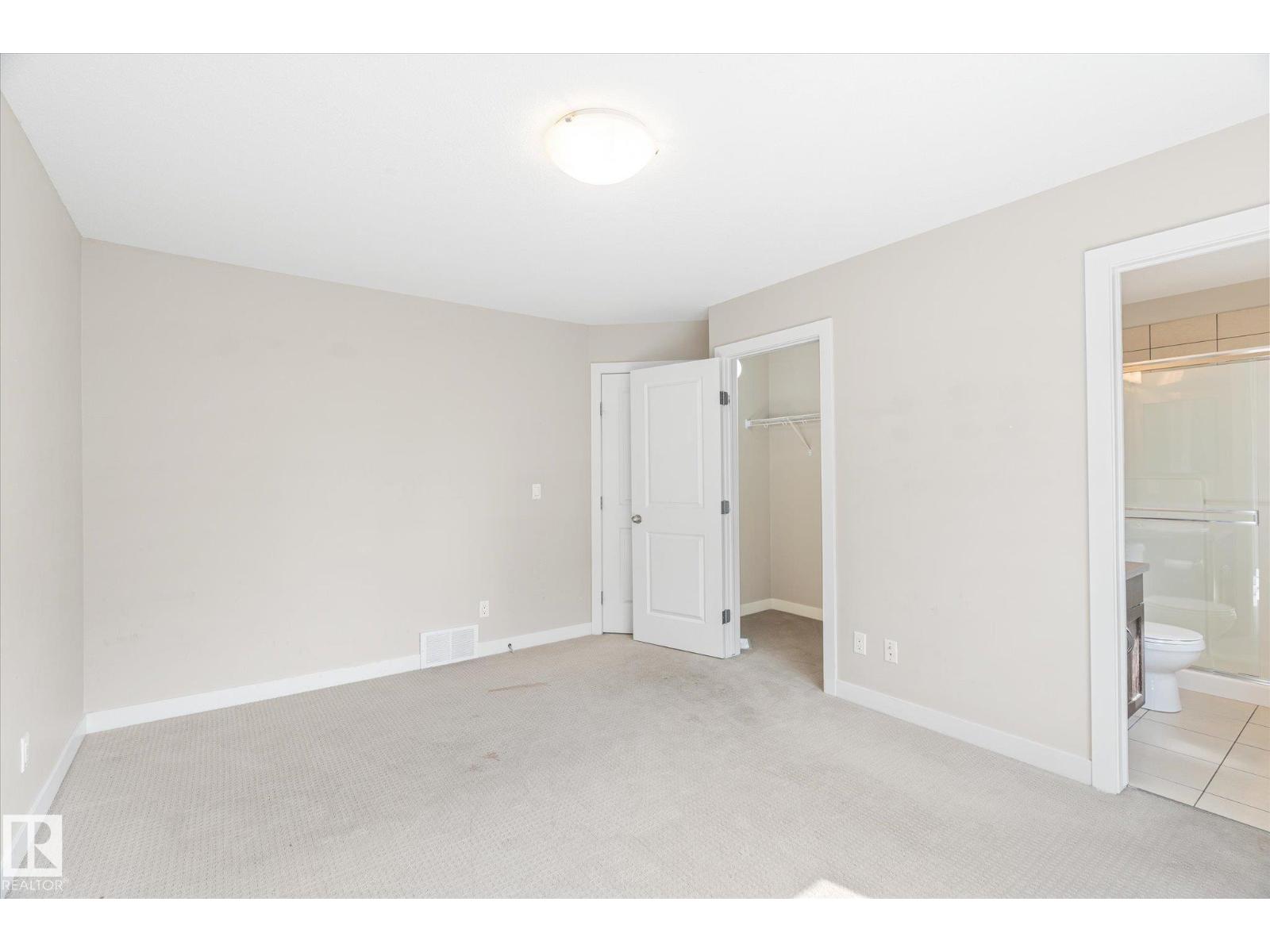 Photo 12 of 24 7289 South Terwillegar Dr Nw, Edmonton AB
