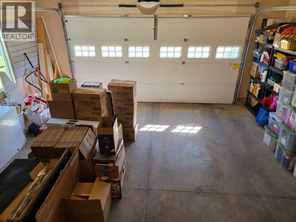 Photo 15 of 7128 Henners Road, Lacombe AB
